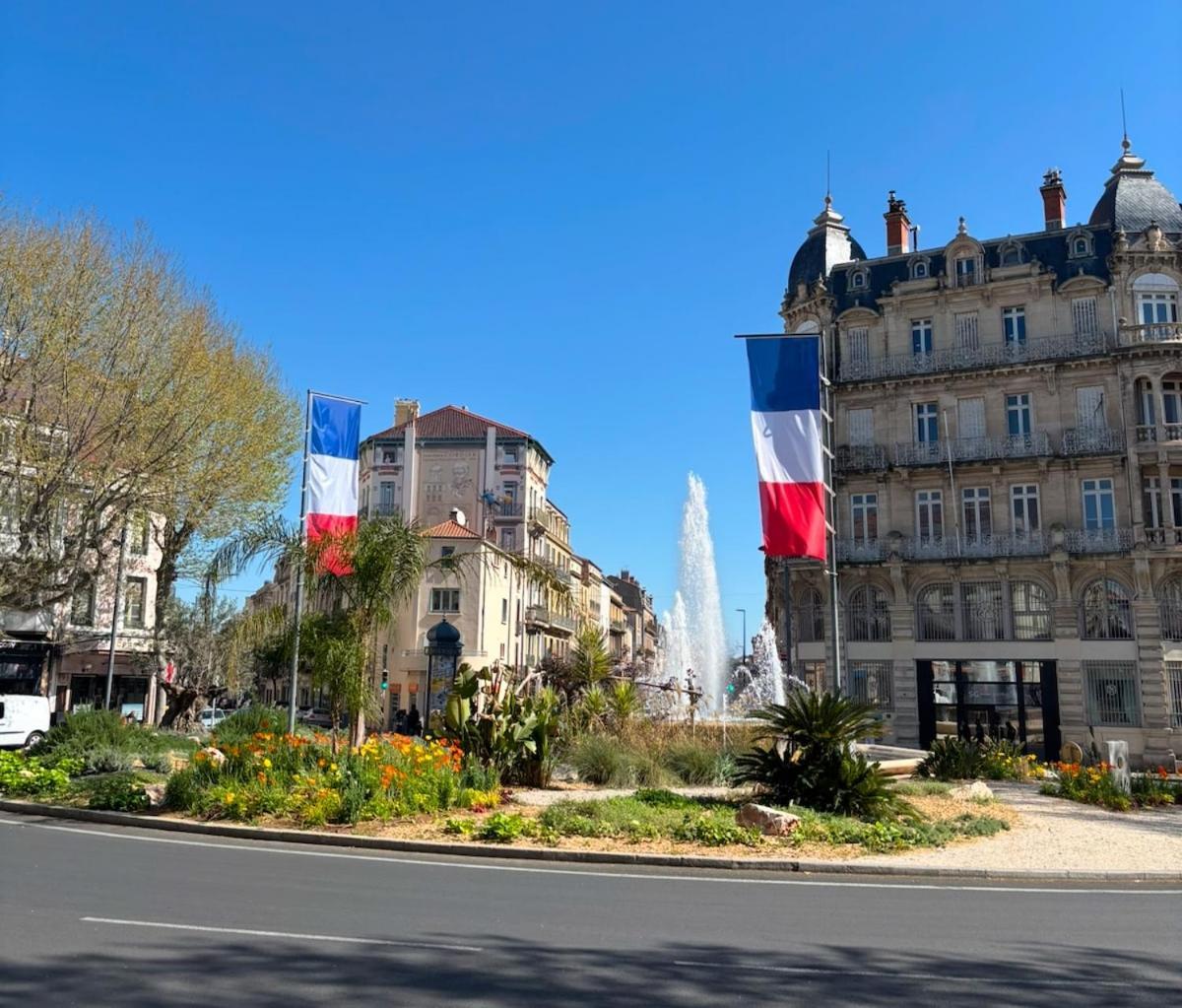 Grand Appartement De 100M2 -Allee Paul Riquet Beziers - 4Chambres - Wifi- Tv Connectee Exterior foto